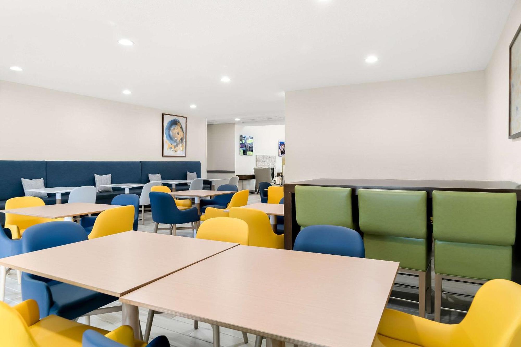 Comfort Suites Southfield-Detroit Luaran gambar