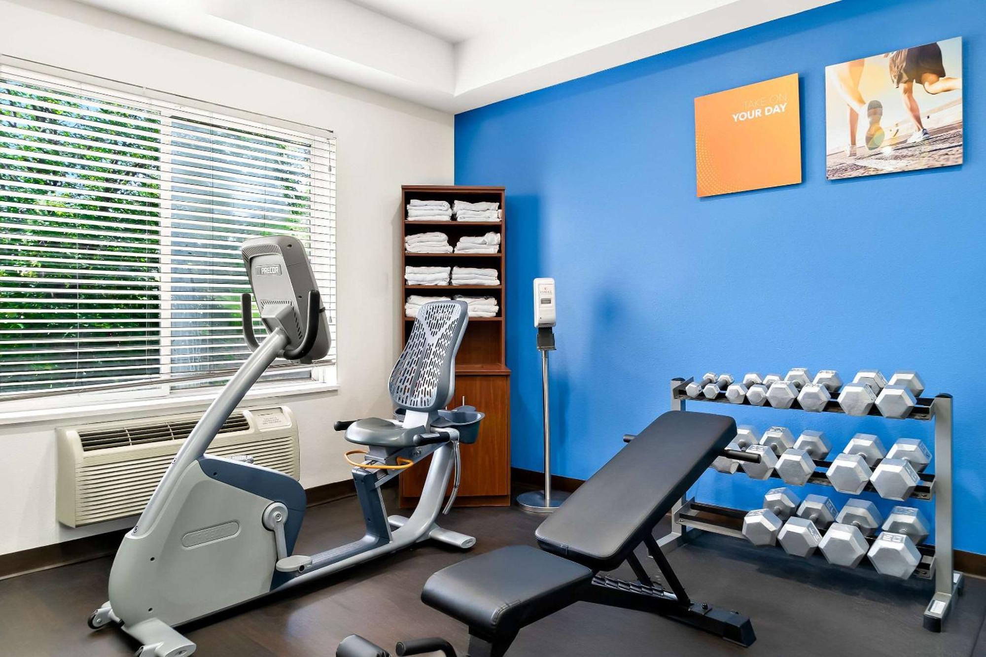 Comfort Suites Southfield-Detroit Luaran gambar