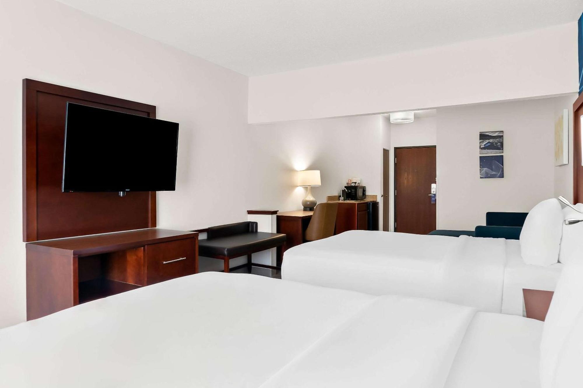 Comfort Suites Southfield-Detroit Luaran gambar